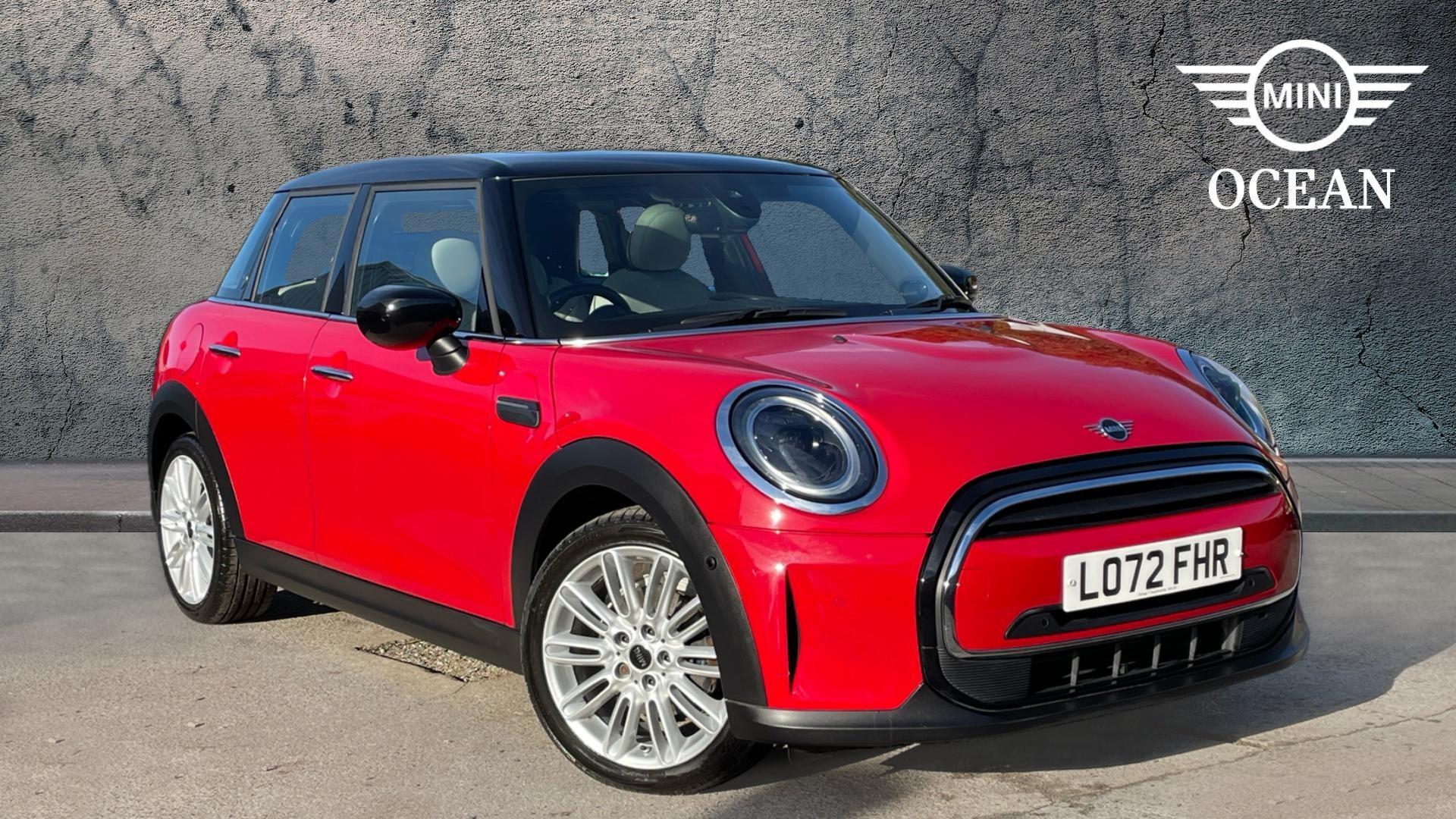2022 MINI 5-Door Hatch Cooper Exclusive