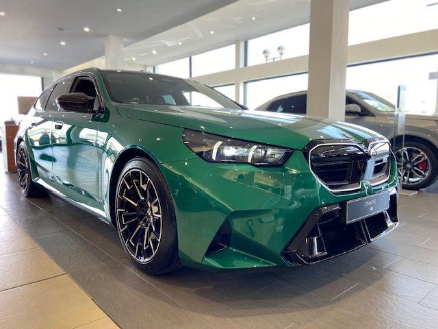 New BMW 4.4 22.1kWh Touring Steptronic xDrive Euro 6 (s/s) 5dr