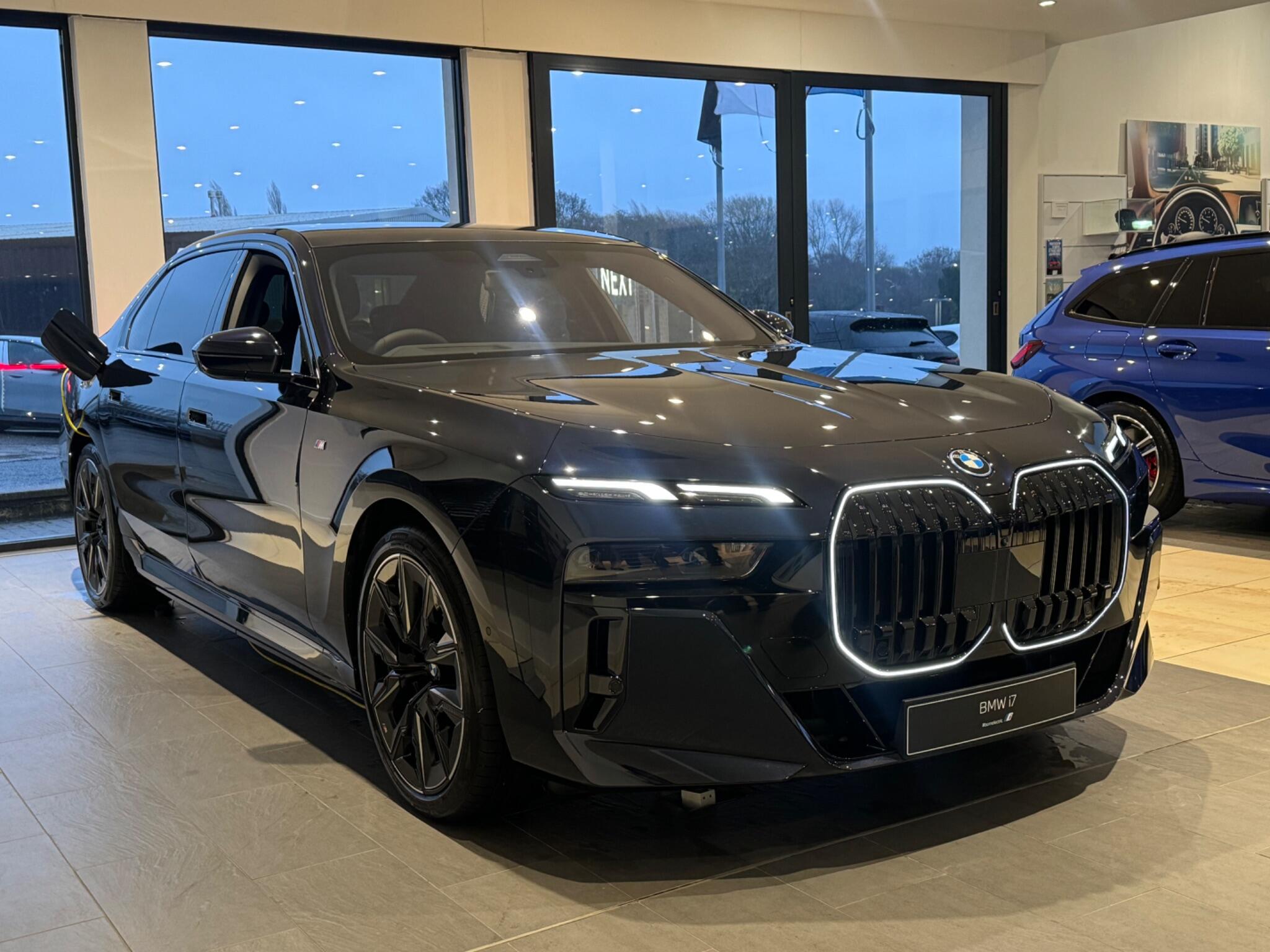 New BMW 50 105.7kWh M Sport Saloon 4dr Electric Auto eDrive (455 ps)