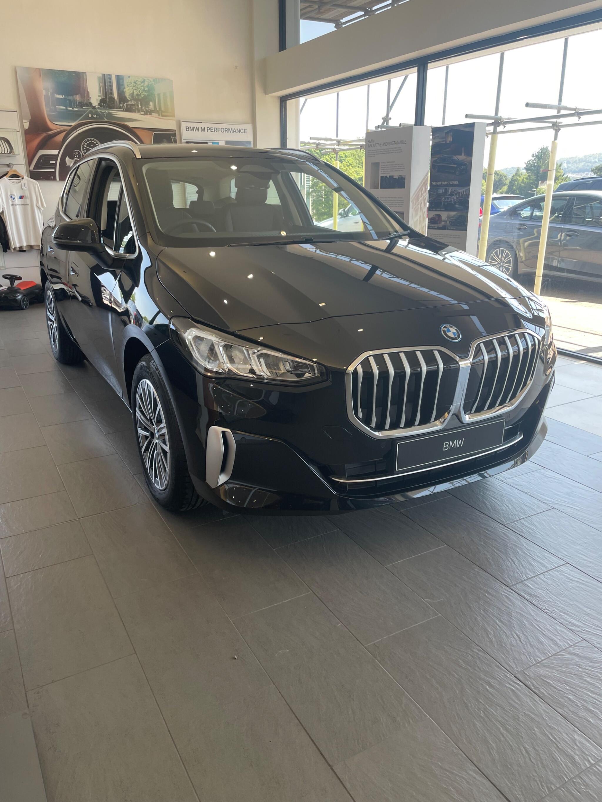 New BMW 1.5 225xe 16.3kWh Luxury DCT 4WD Euro 6 (s/s) 5dr