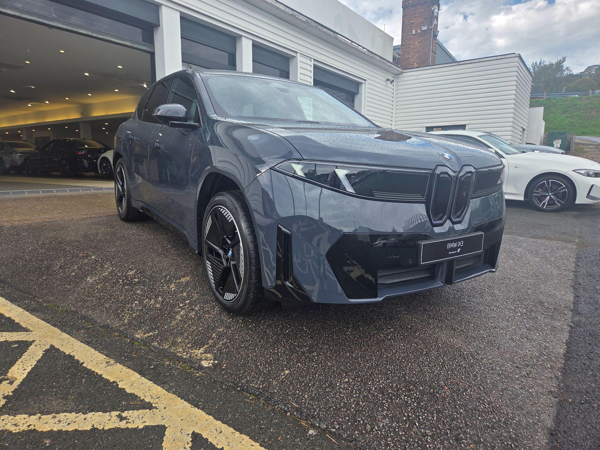 New BMW 40 82.6kWh M Sport Auto 5dr