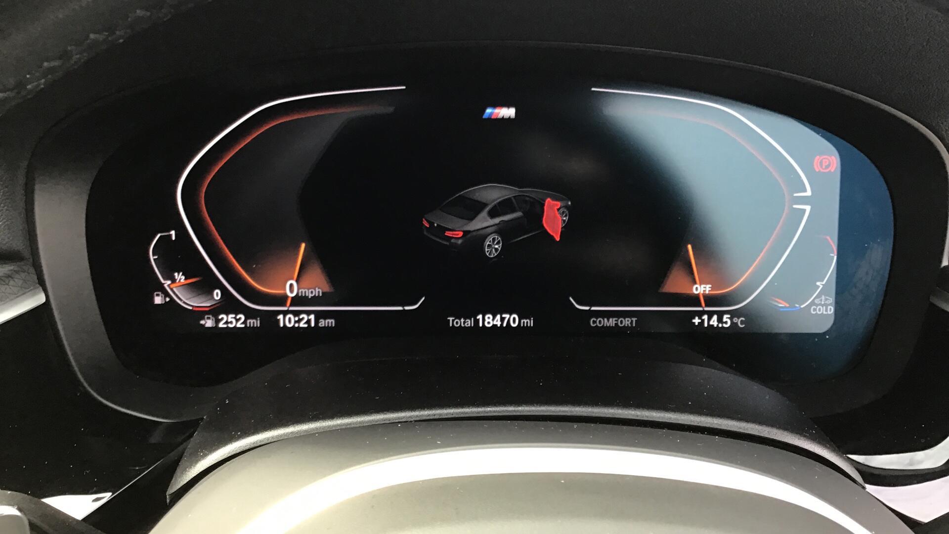 2022 BMW 5 Series thumbnail 9