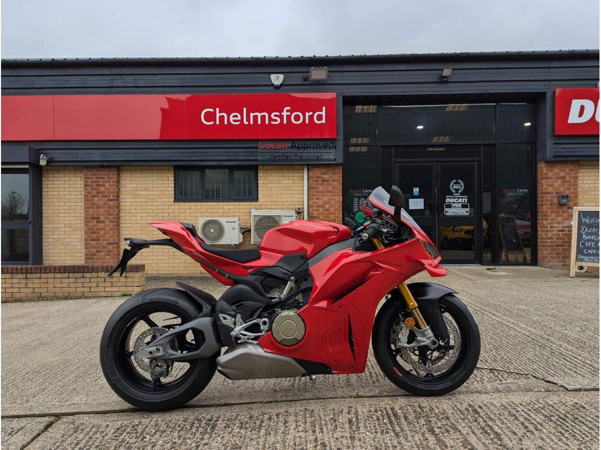 Main image of New Ducati Panigale V4S