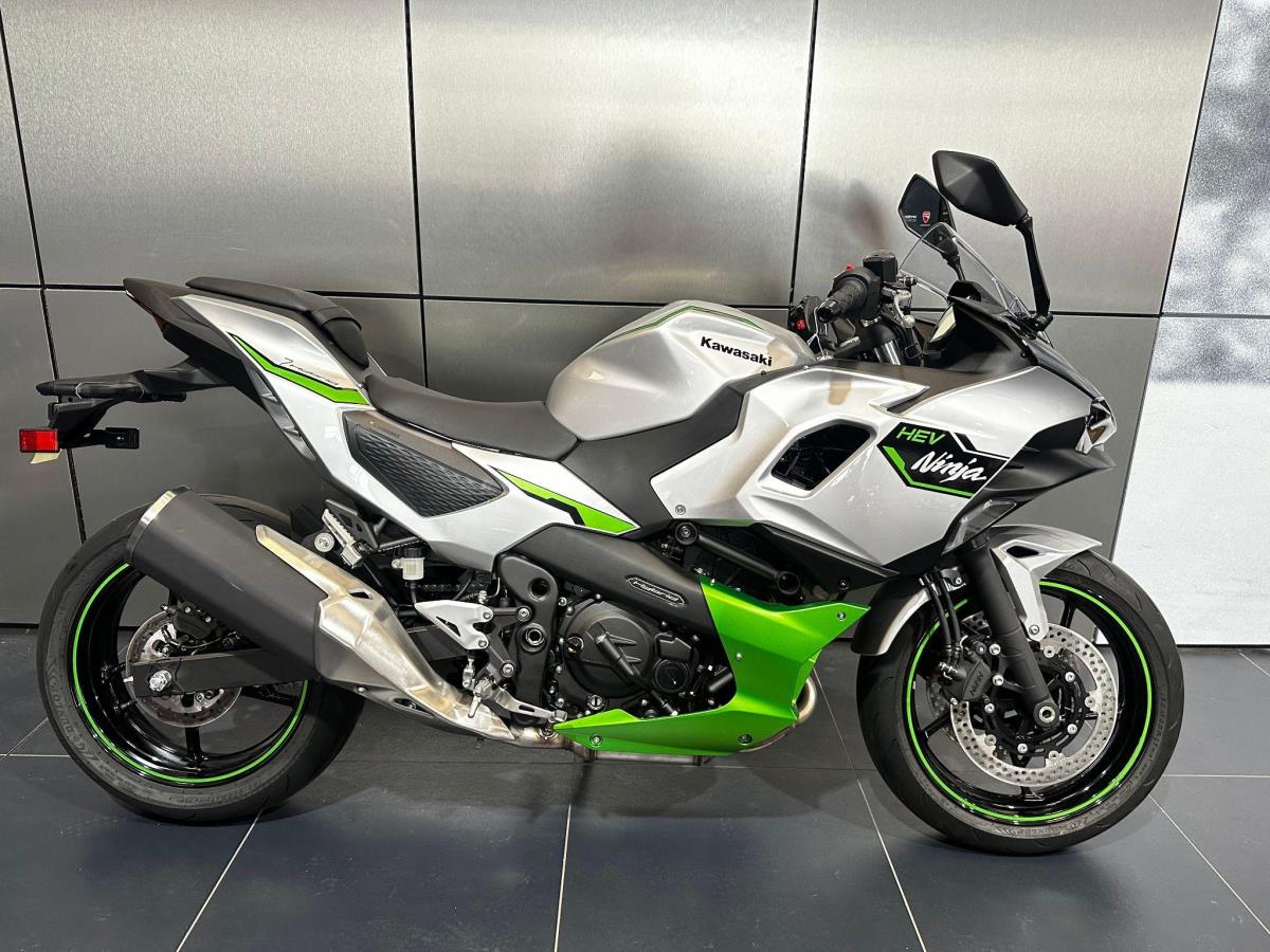 Main image of 2025 Kawasaki Ninja 7 Hybrid