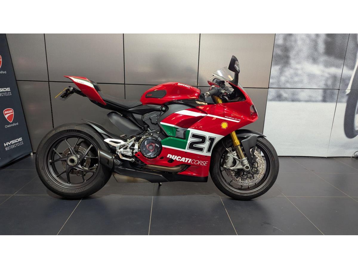 Main image of 2024 Ducati Panigale V2