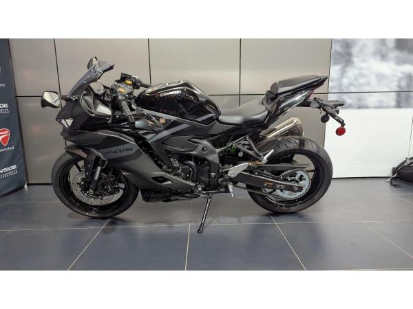 New Kawasaki Ninja ZX-4RR - Kawasaki Chelmsford
