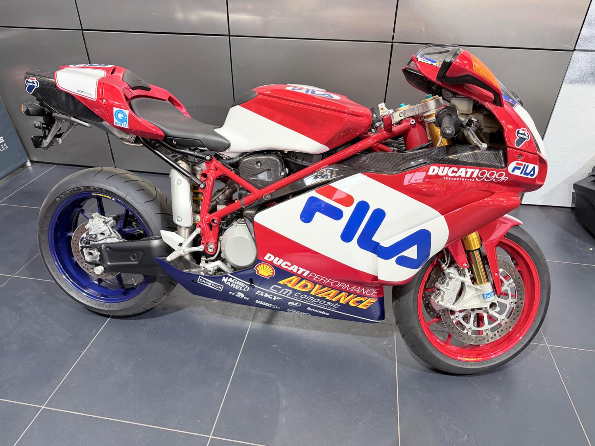 2004 Ducati 999