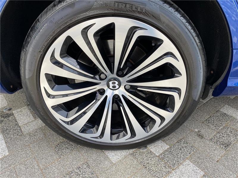 2022 Bentley Bentayga 4.0 V8 Azure