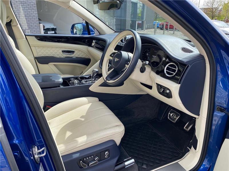 2022 Bentley Bentayga 4.0 V8 Azure