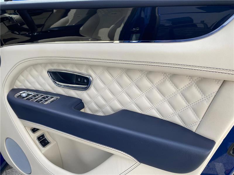 2022 Bentley Bentayga 4.0 V8 Azure