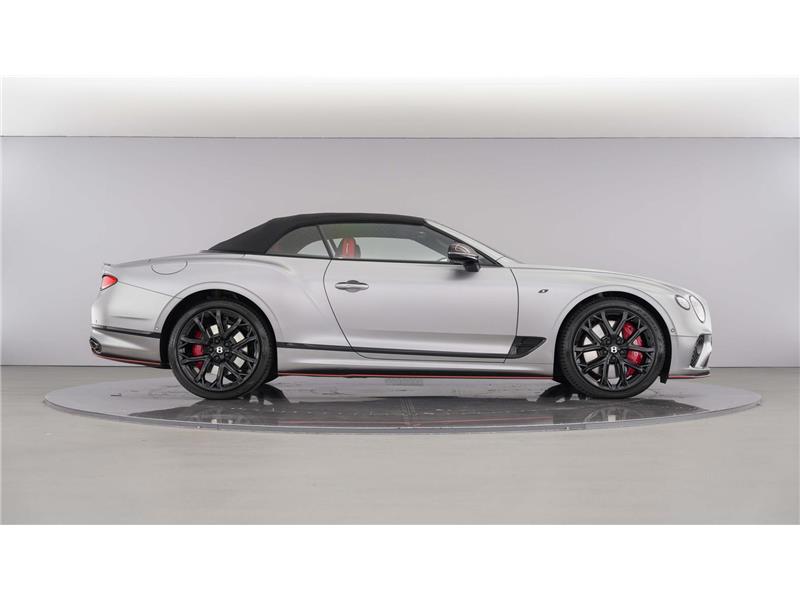 2024 Bentley Continental 4.0 V8 BLACK EDITION GTC S