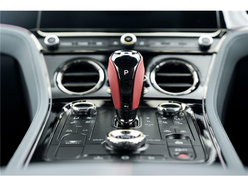 2025 Bentley Continental 4.0 V8 High-Performance GT Black Edition