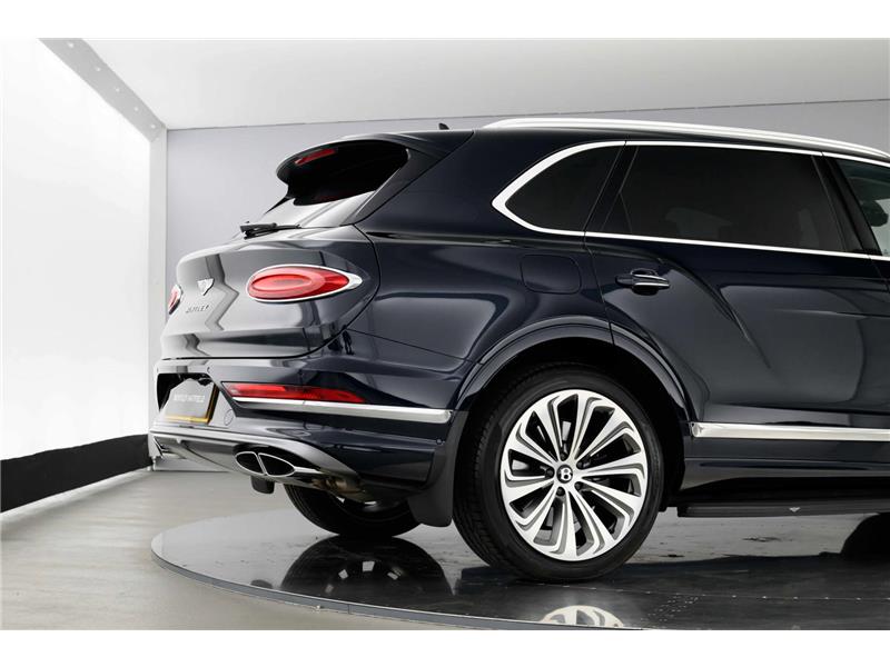 2026 Bentley Bentayga 4.0 V8 Atelier Edition EWB