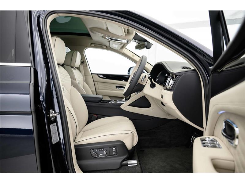 2026 Bentley Bentayga 4.0 V8 Atelier Edition EWB