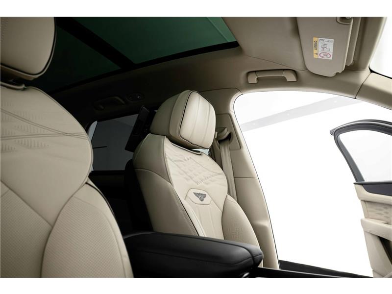 2026 Bentley Bentayga 4.0 V8 Atelier Edition EWB