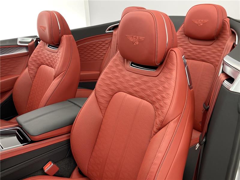2025 Bentley Continental 4.0 V8 Ultra-Performance GTC Speed