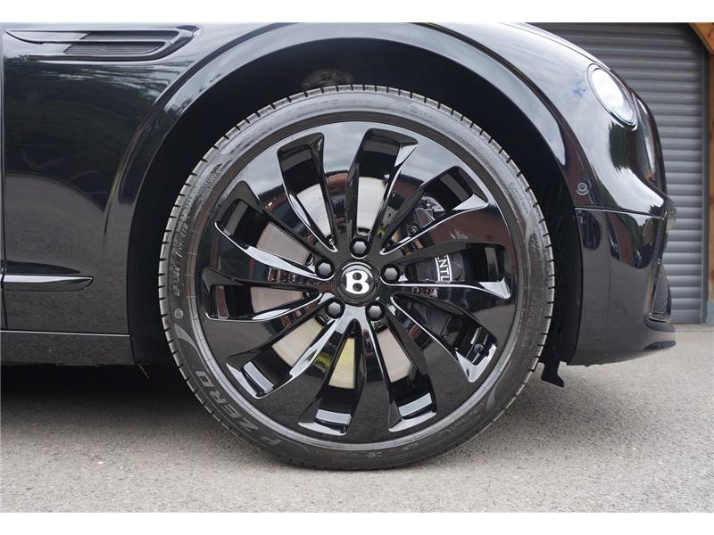 2025 Bentley Flying Spur V8 Hybrid