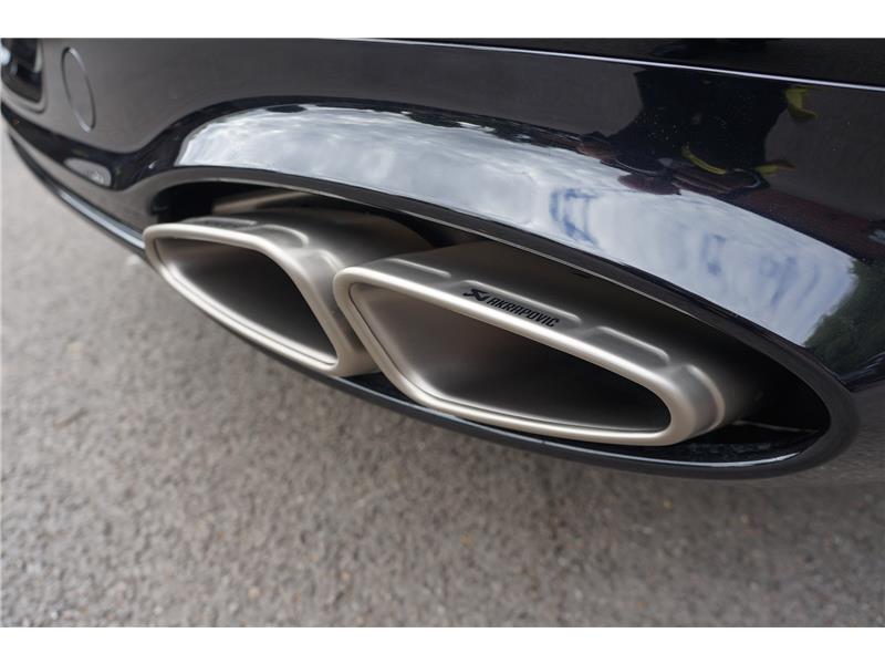 2025 Bentley Flying Spur V8 Hybrid