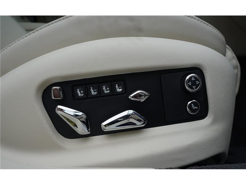 2025 Bentley Flying Spur V8 Hybrid