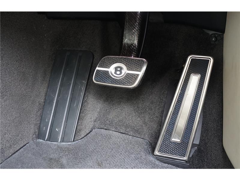 2025 Bentley Flying Spur V8 Hybrid