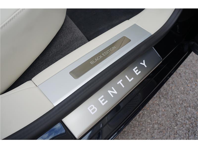 2025 Bentley Flying Spur V8 Hybrid