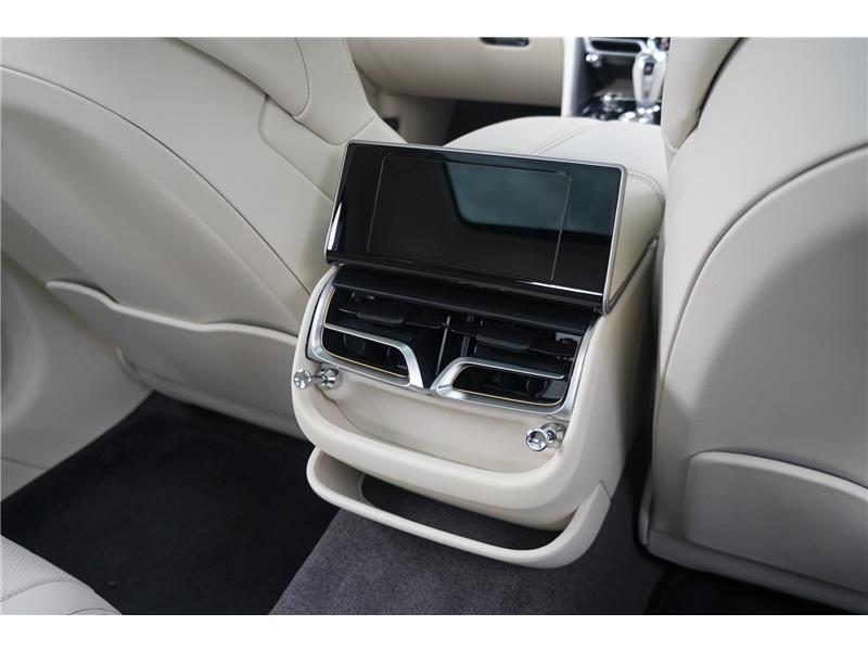 2025 Bentley Flying Spur V8 Hybrid