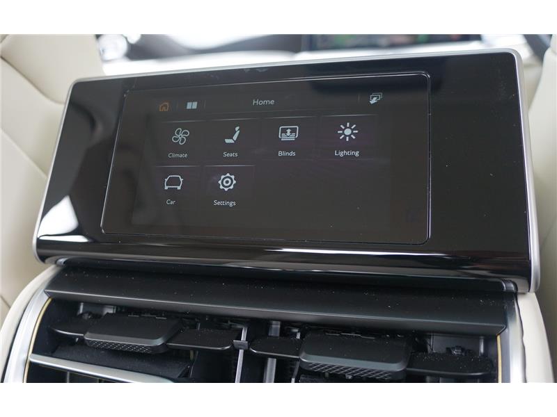 2025 Bentley Flying Spur V8 Hybrid