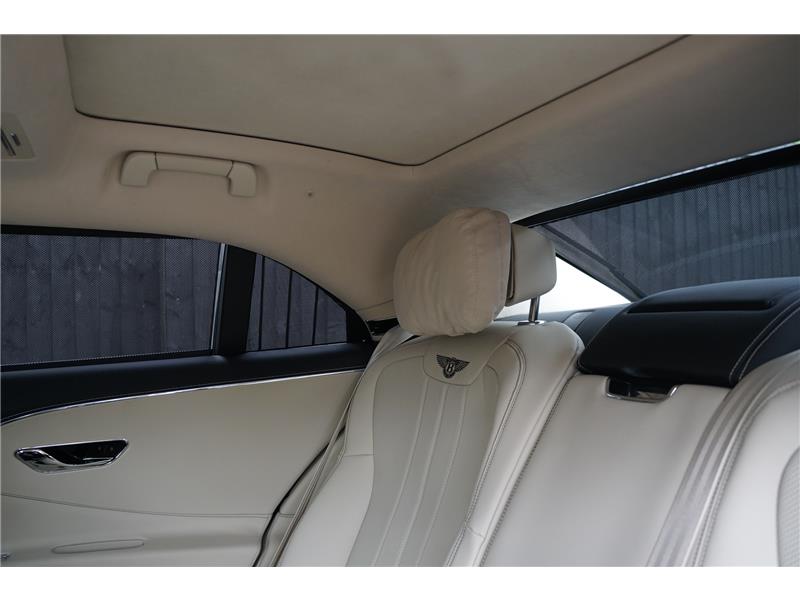 2025 Bentley Flying Spur V8 Hybrid