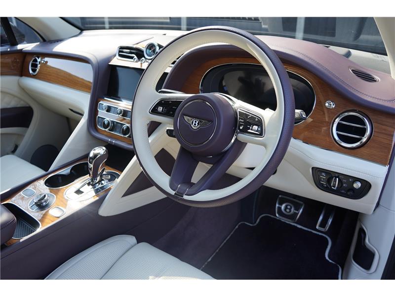 2022 Bentley Bentayga V6 Hybrid