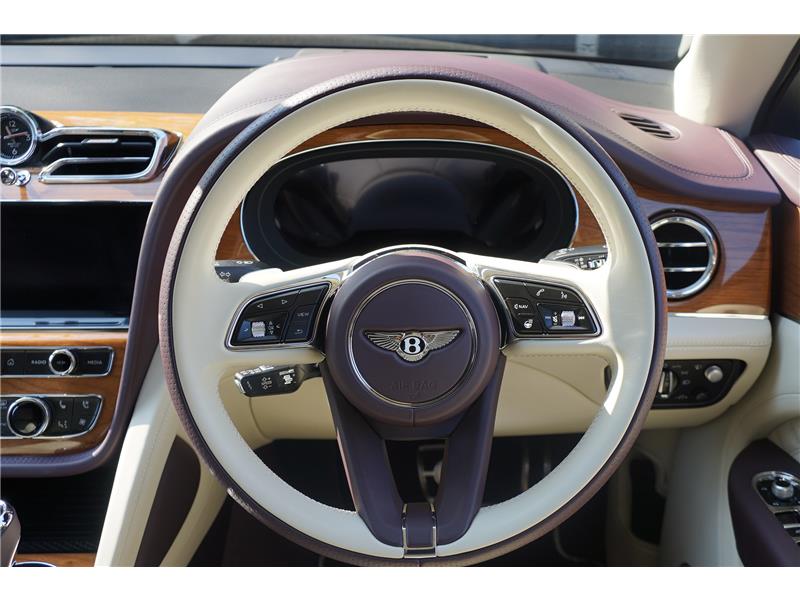 2022 Bentley Bentayga V6 Hybrid