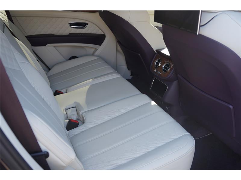 2022 Bentley Bentayga V6 Hybrid