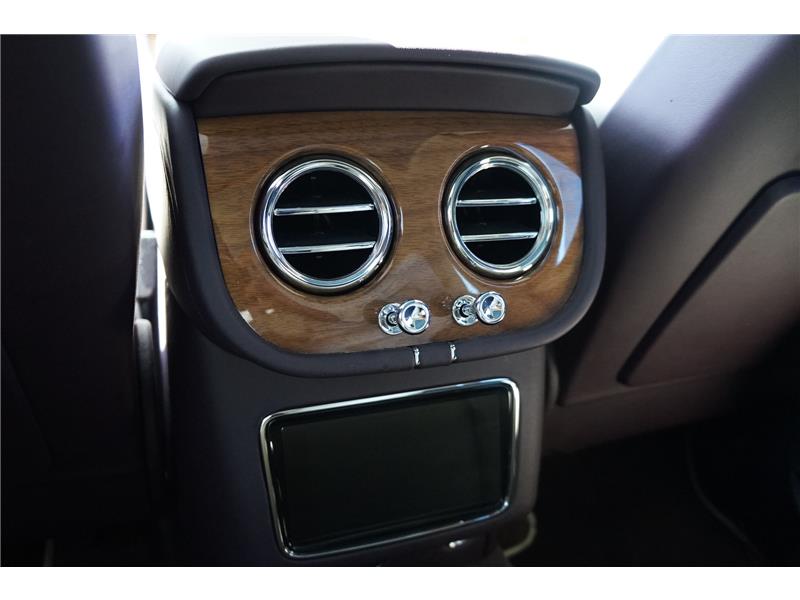 2022 Bentley Bentayga V6 Hybrid