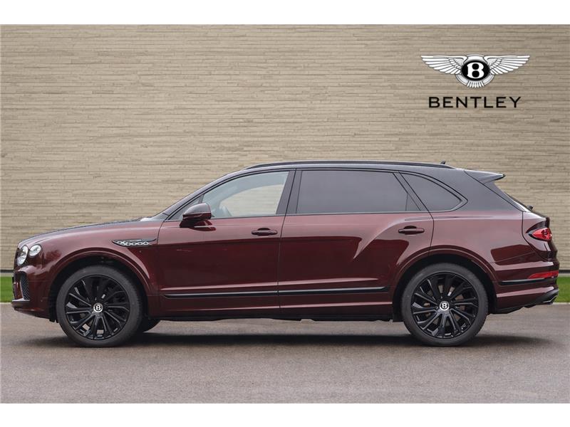 2025 Bentley Bentayga Mulliner V8