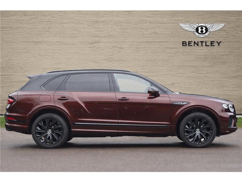 2025 Bentley Bentayga Mulliner V8