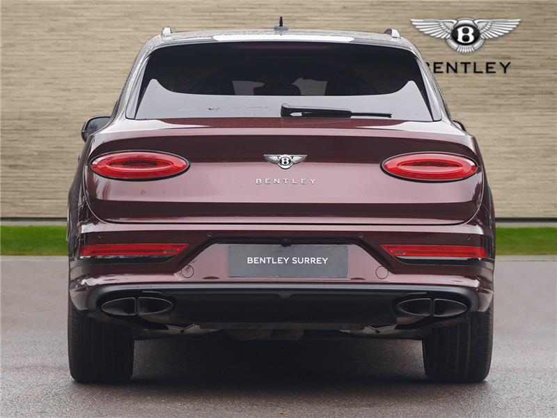 2025 Bentley Bentayga Mulliner V8