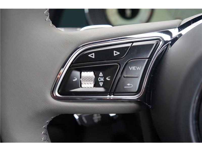 2025 Bentley Bentayga Mulliner V8