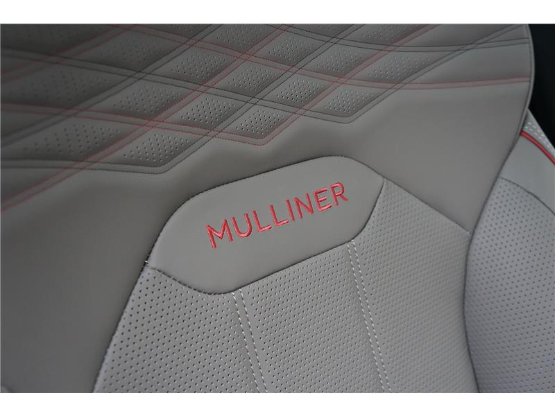 2025 Bentley Bentayga Mulliner V8