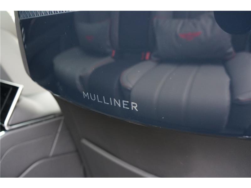 2025 Bentley Bentayga Mulliner V8