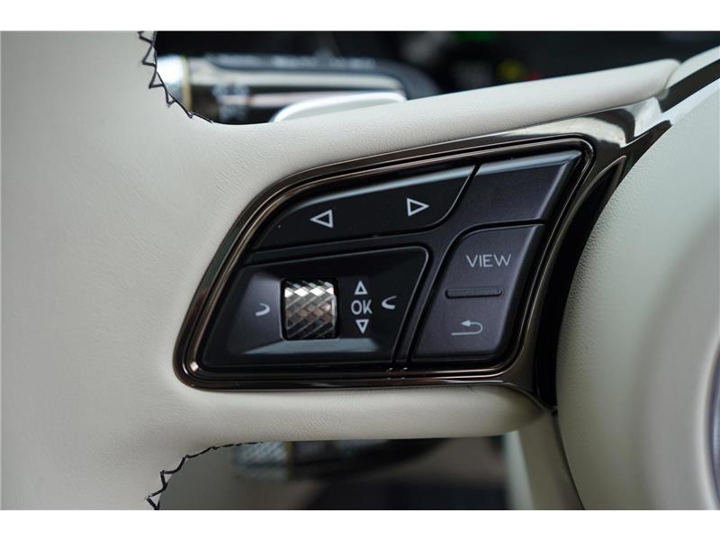 2026 Bentley Flying Spur 4.0 V8 High-Performance Azure STD