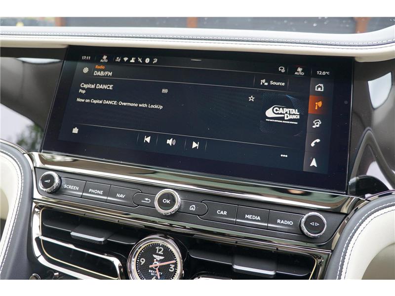 2026 Bentley Flying Spur 4.0 V8 High-Performance Azure STD