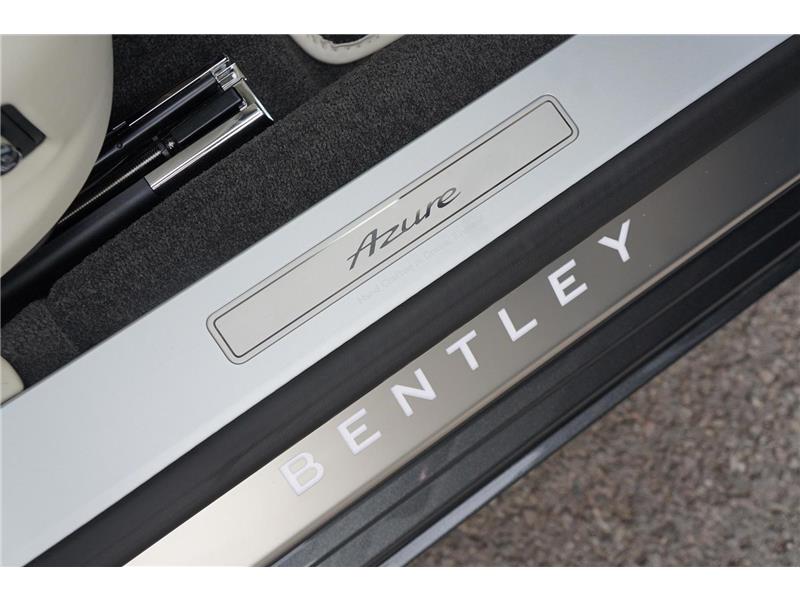 2026 Bentley Flying Spur 4.0 V8 High-Performance Azure STD