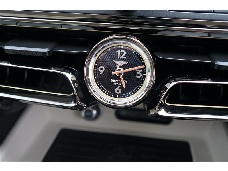 2026 Bentley Flying Spur 4.0 V8 High-Performance Azure STD