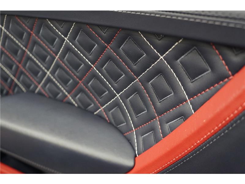 2021 Bentley Continental 4.0 V8 GTC Mulliner