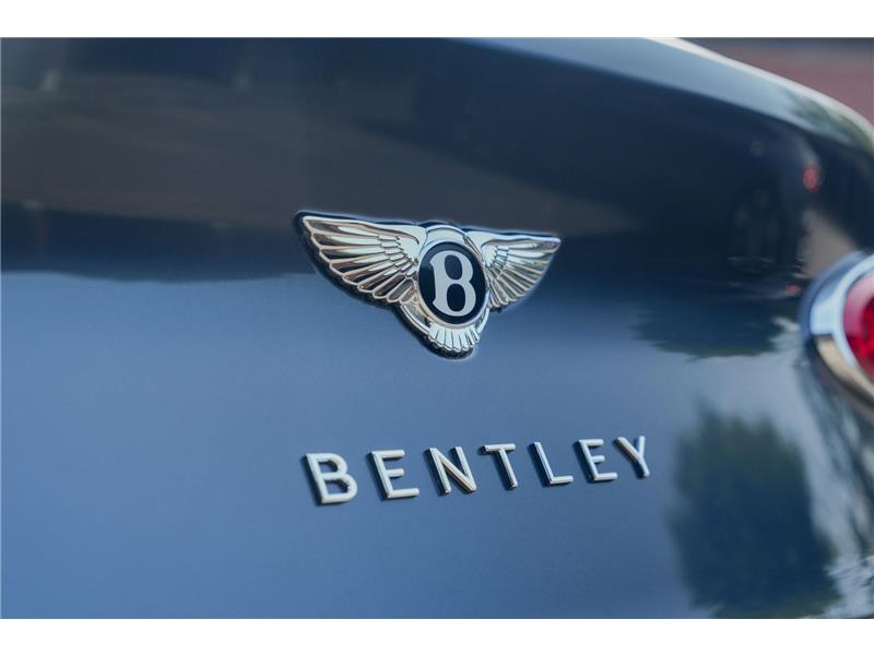 2026 Bentley Bentayga 4.0 V8 Atelier Edition