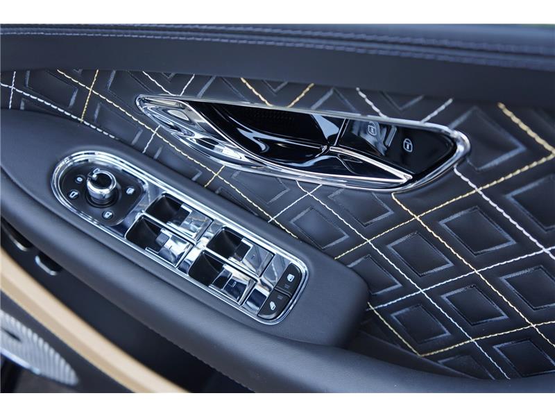 2023 Bentley Continental 4.0 V8 GTC Mulliner