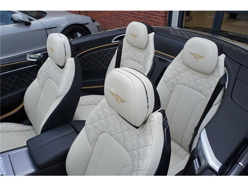 2023 Bentley Continental 4.0 V8 GTC Mulliner