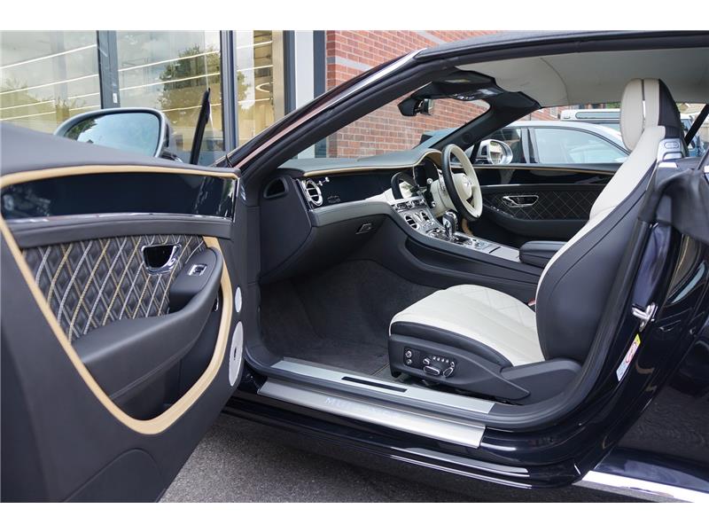 2023 Bentley Continental 4.0 V8 GTC Mulliner