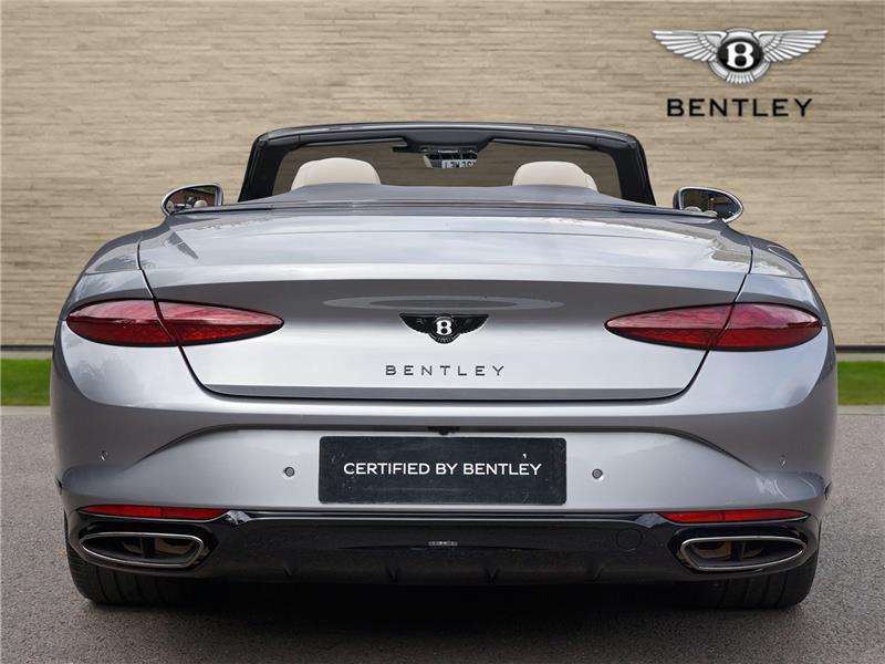 2025 Bentley Continental 4.0 V8 High-Performance GTC Black Edition