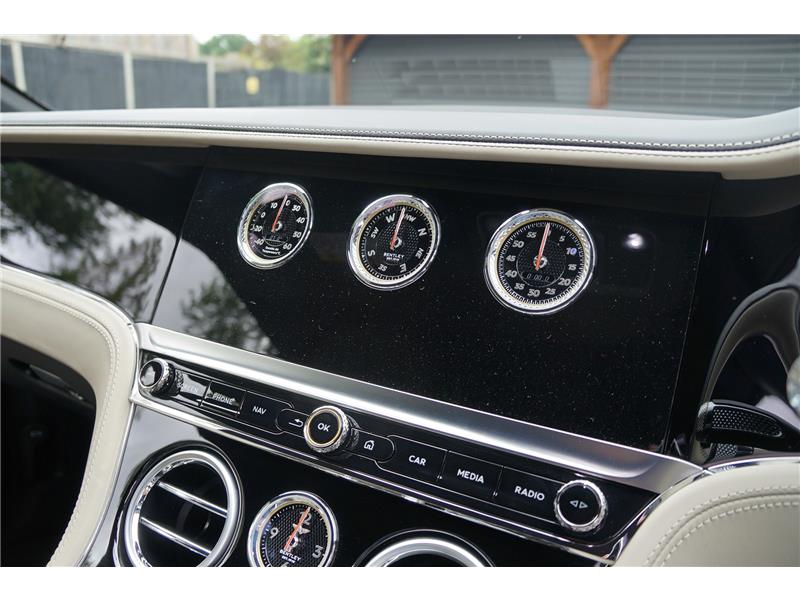 2025 Bentley Continental 4.0 V8 High-Performance GTC Black Edition
