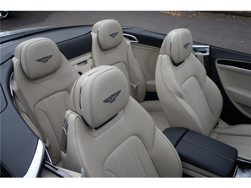 2025 Bentley Continental 4.0 V8 High-Performance GTC Black Edition